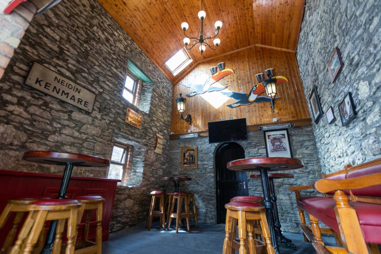 The Wander Inn Bar & Accommodation Kenmare Exterior photo